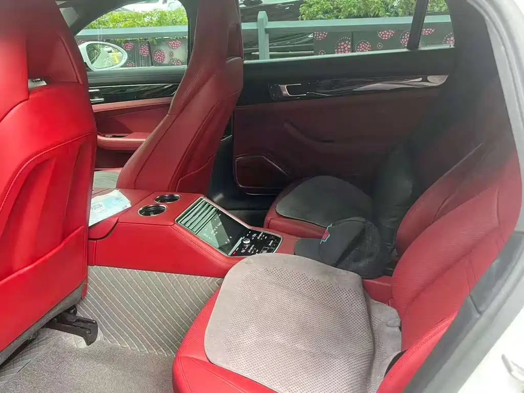 Porsche Panamera — миниатюра 7
