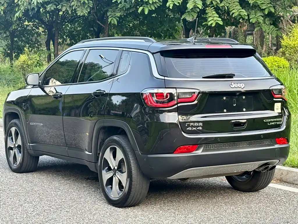 Jeep Compass — миниатюра 5
