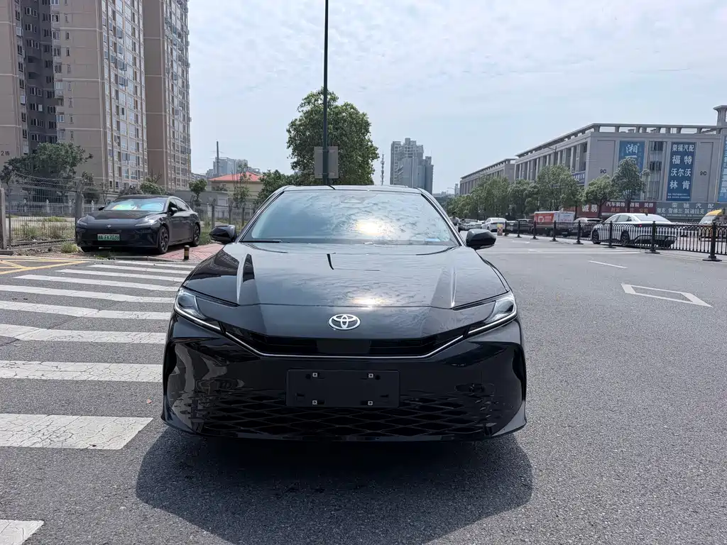 Toyota Camry 2026 2.0E Elite