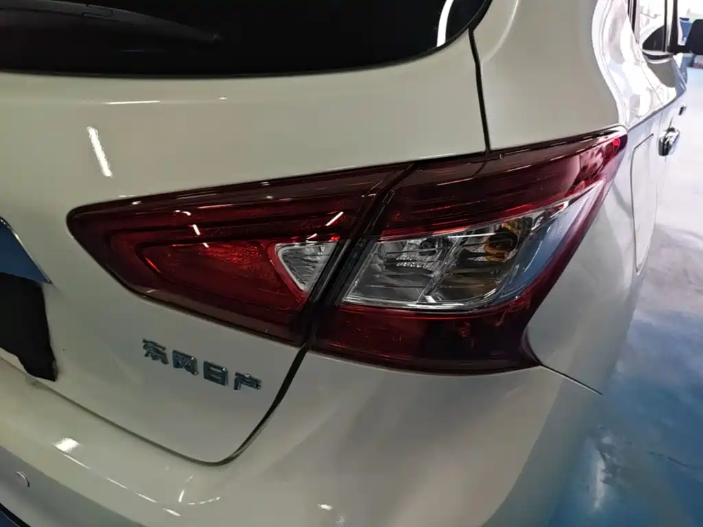 Nissan Tiida 2021 1.6L CVT