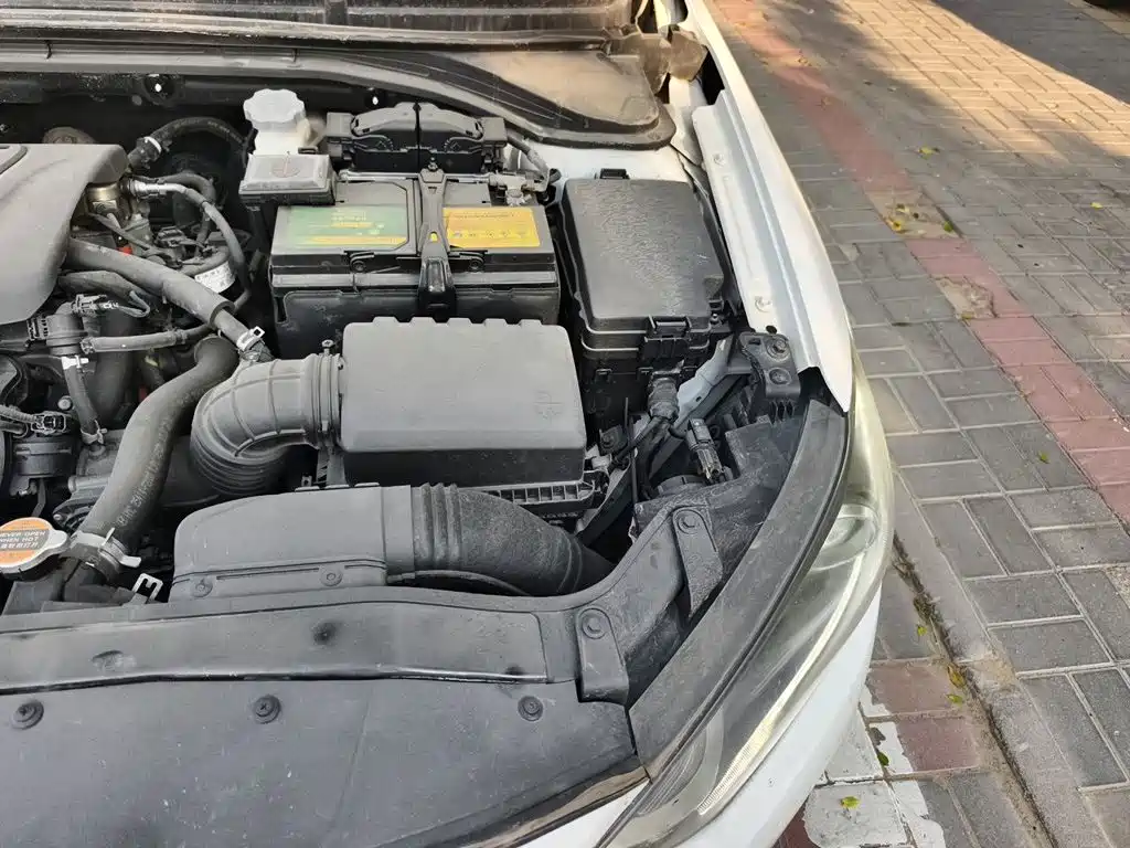 Hyundai Elantra — миниатюра 20