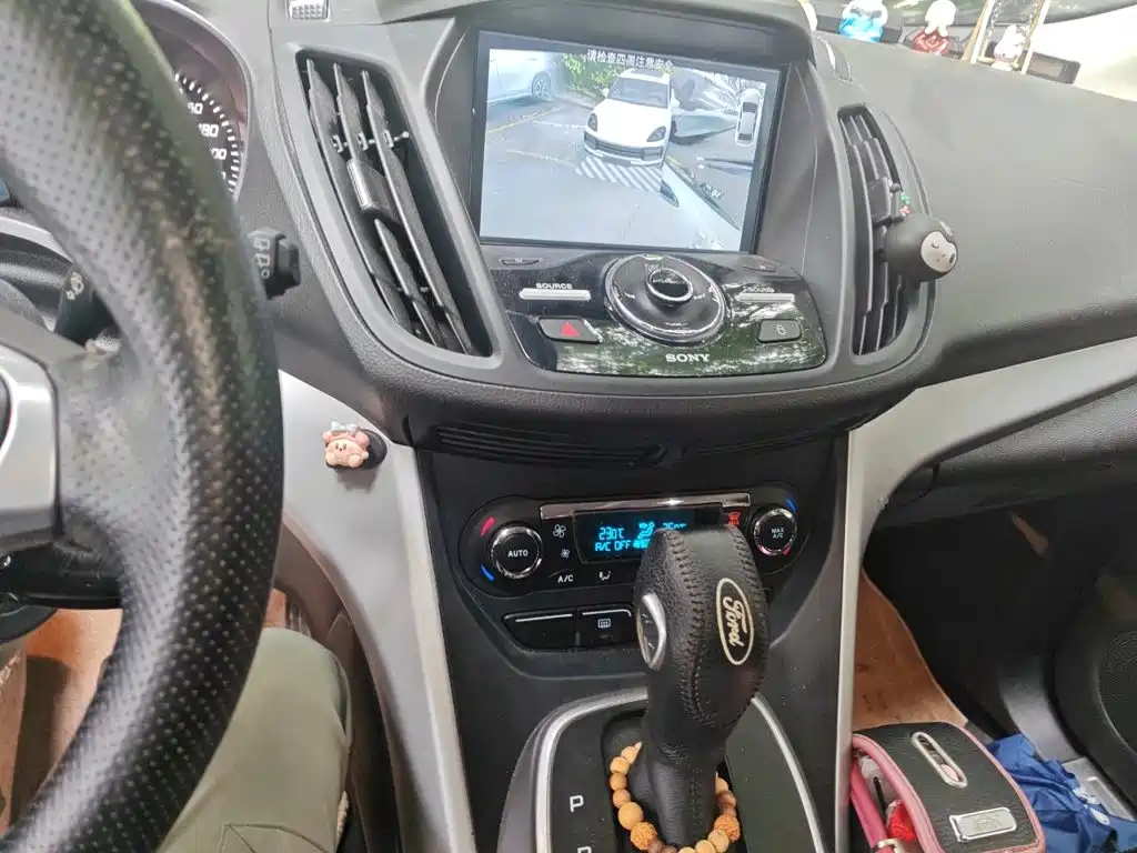 Ford Kuga — миниатюра 14