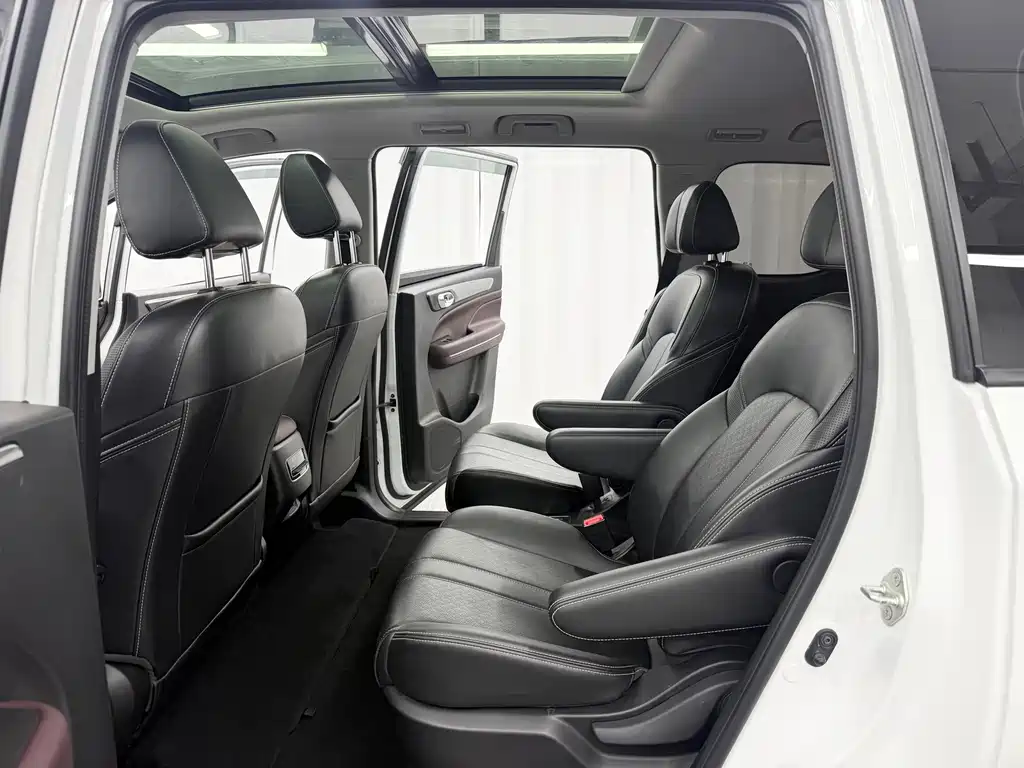 GAC Motor Trumpchi M6 — миниатюра 10