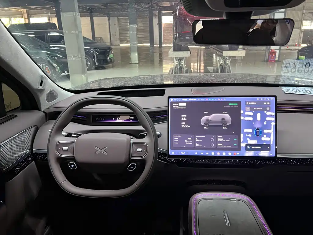 XPeng GX — миниатюра 10