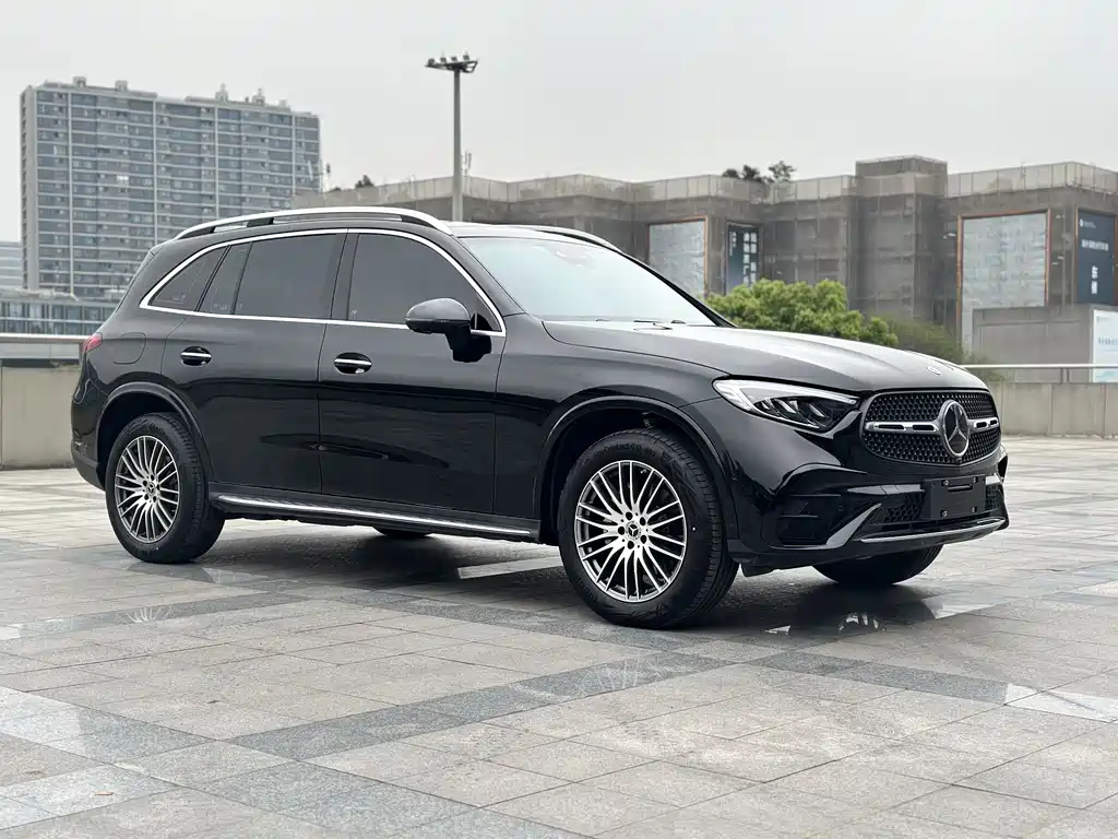 Mercedes-Benz GLC 2026 GLC 300 L 4MATIC 5 мест
