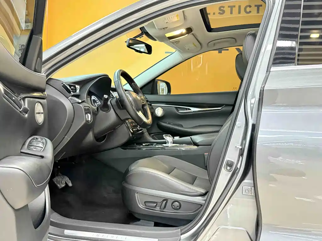 Infiniti QX50 — миниатюра 10