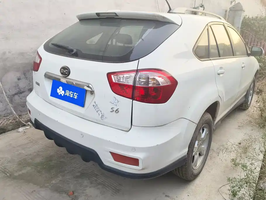 BYD S6 — миниатюра 3
