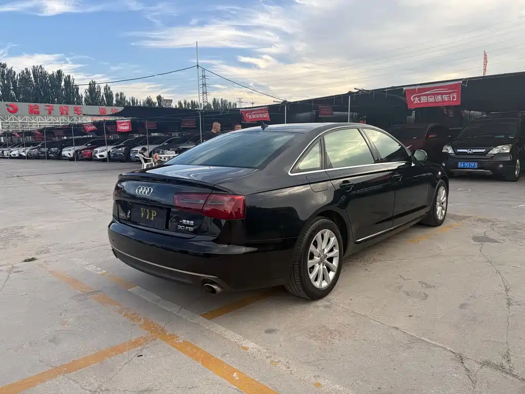 Audi A6L 2012 30 FSI Comfort