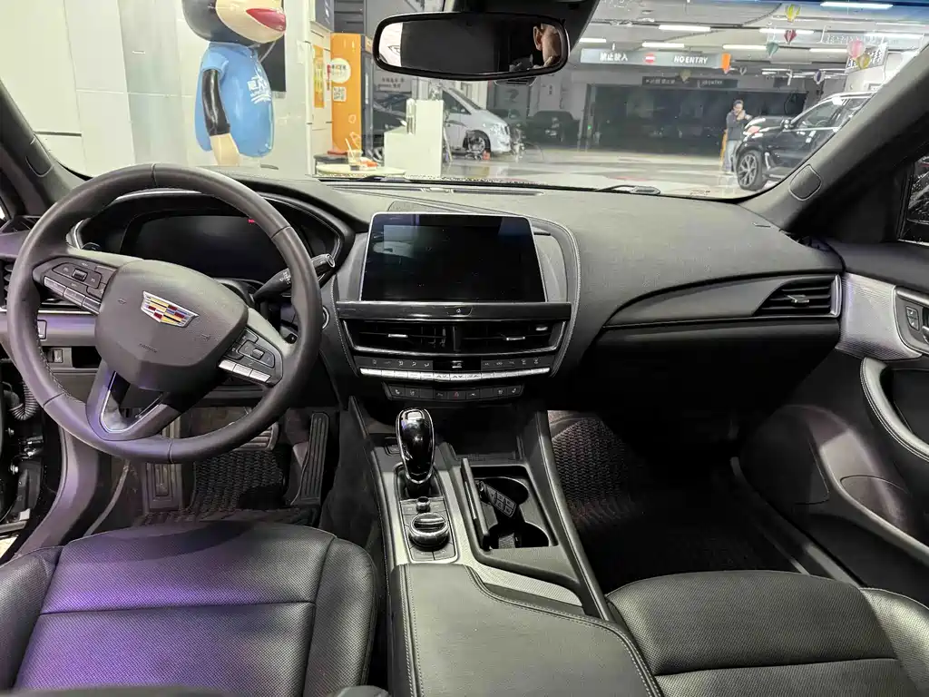 Cadillac CT5 — миниатюра 3