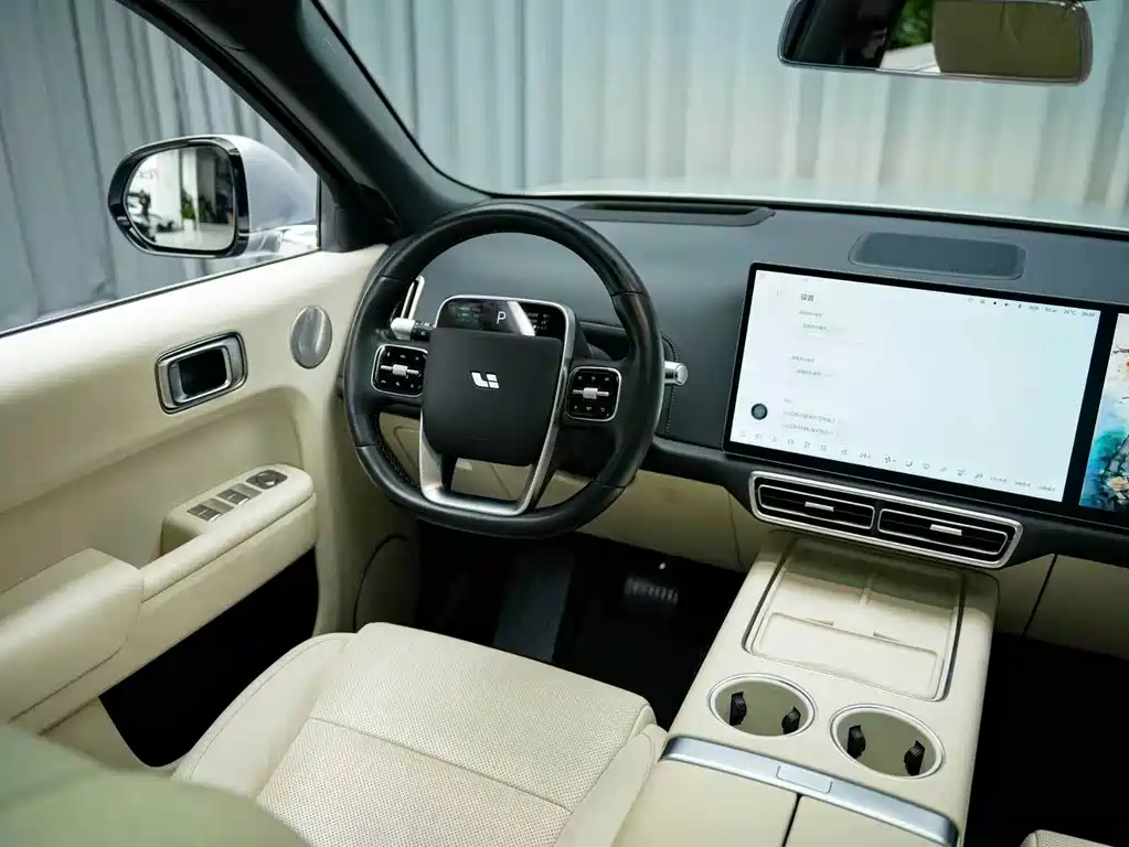 Li Auto Li L8 — миниатюра 4