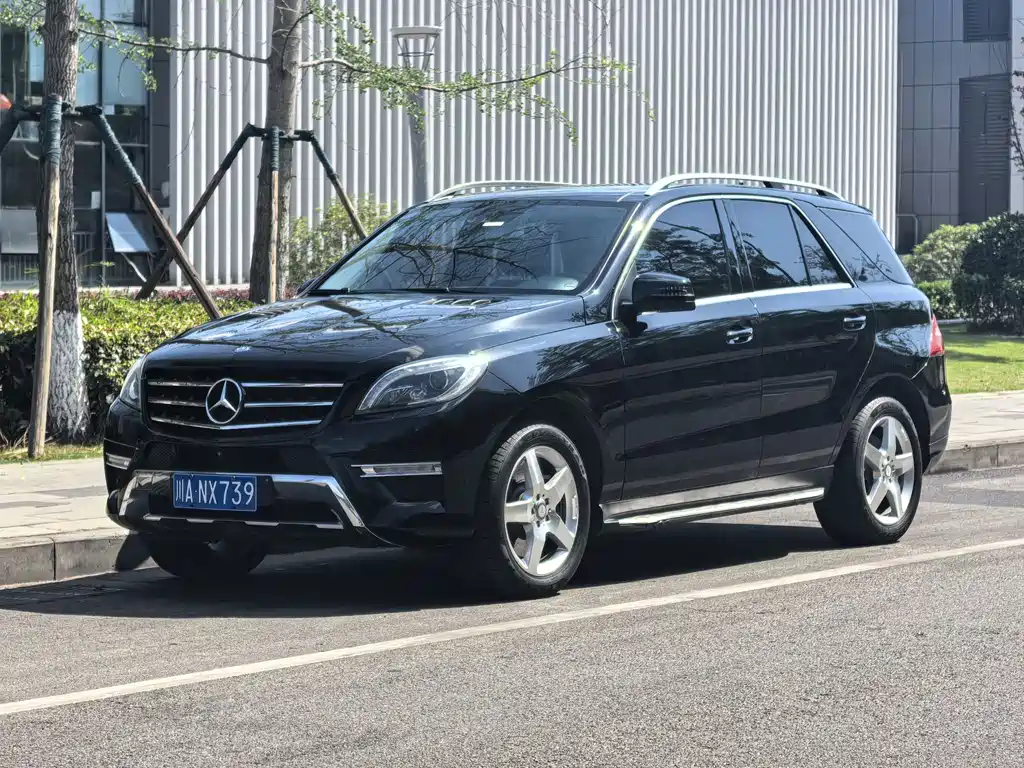 Mercedes-Benz M-Class 2013