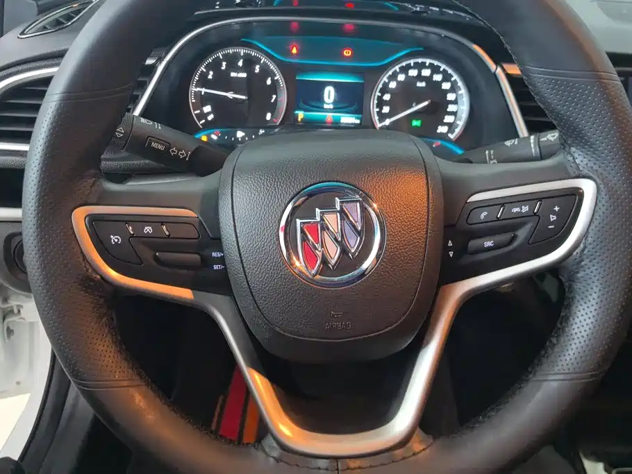 Buick Excelle — миниатюра 15
