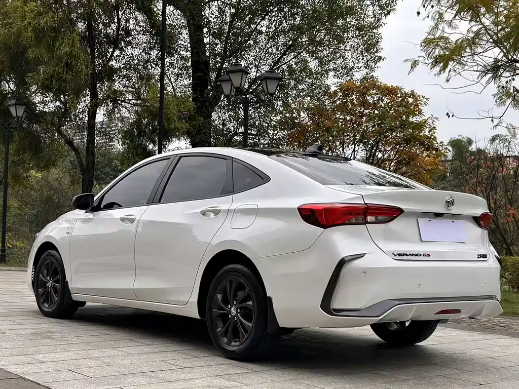 Buick Verano — миниатюра 4