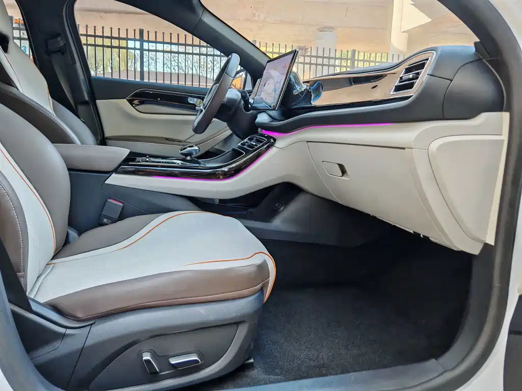 BYD Qin PLUS — миниатюра 7