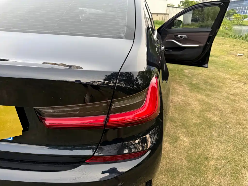 BMW 3 Series — миниатюра 16