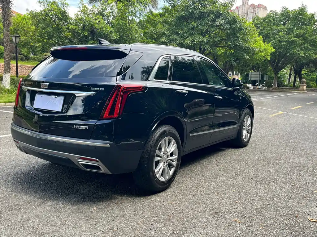 Cadillac XT5 — миниатюра 7