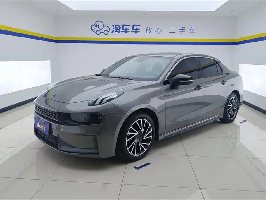 Lynk & Co 03 2022