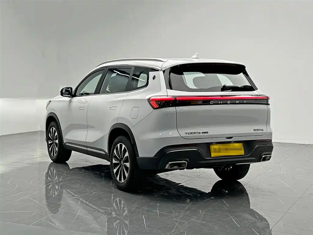 Chery 8 PLUS 2025 290TGDI DCT