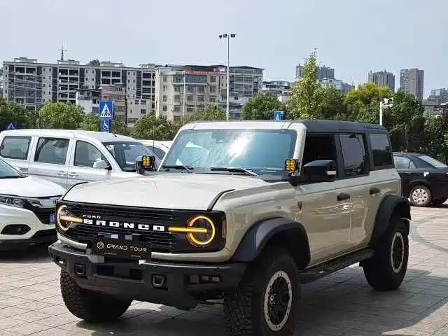 Ford Bronco