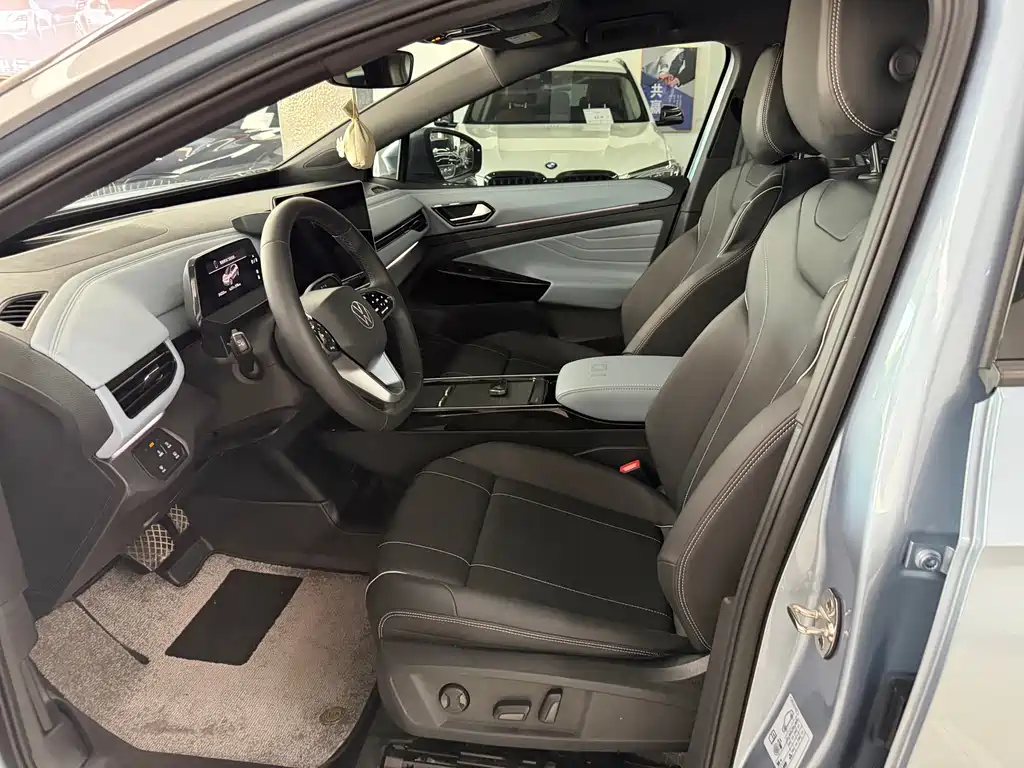 Volkswagen ID.4 X 2025 Smart