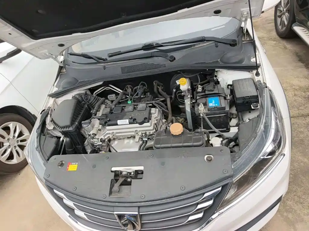 Baojun 310W — миниатюра 20