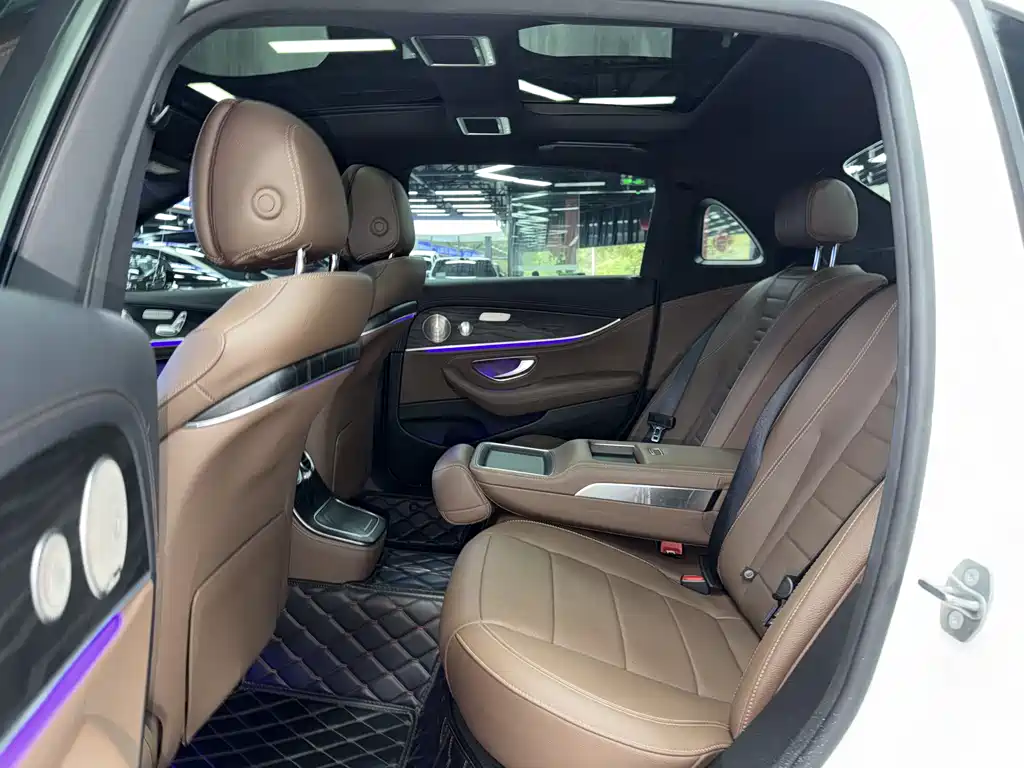 Mercedes-Benz E-Class E 2022 E 350 e L Sport