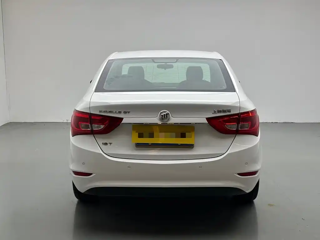 Buick Excelle — миниатюра 8