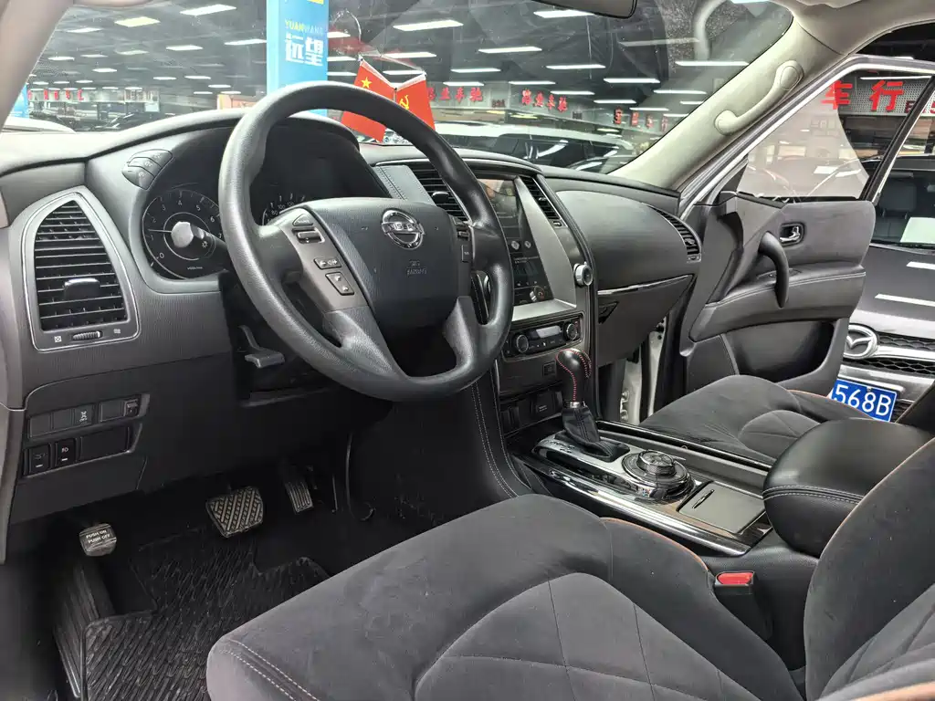 Nissan Patrol 4.0L Flagship Type, фото 8