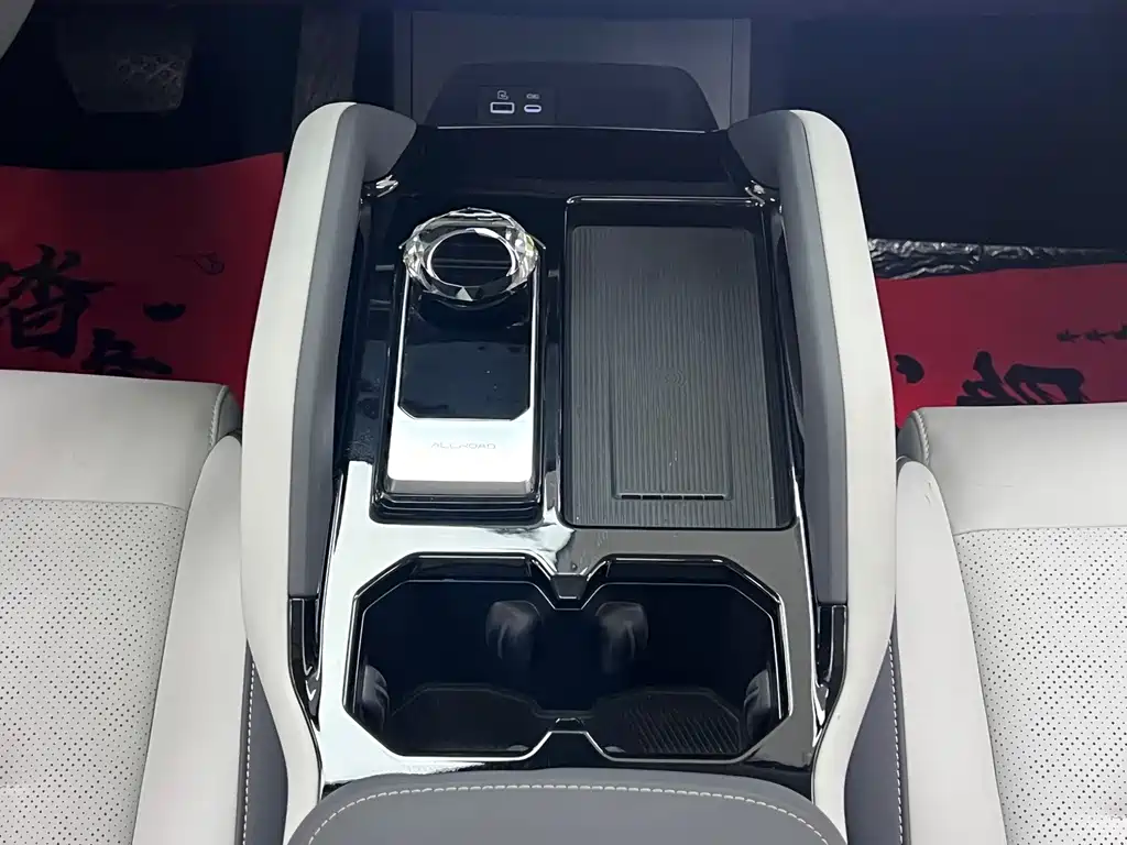 iCAR iCAR 03 — миниатюра 24