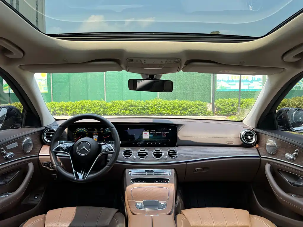 Mercedes-Benz E-Class E 2023 E 260 L
