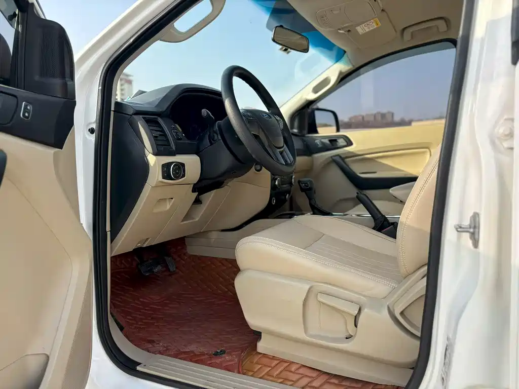 Ford Everest 2020 2.3T AT 5 мест