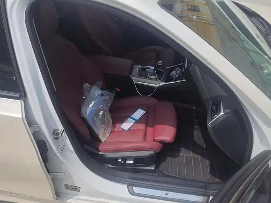 BMW 3 Series — миниатюра 8