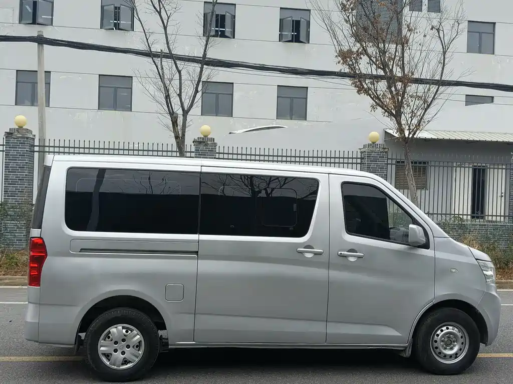 CHANGAN CHANGAN RUIXING M60