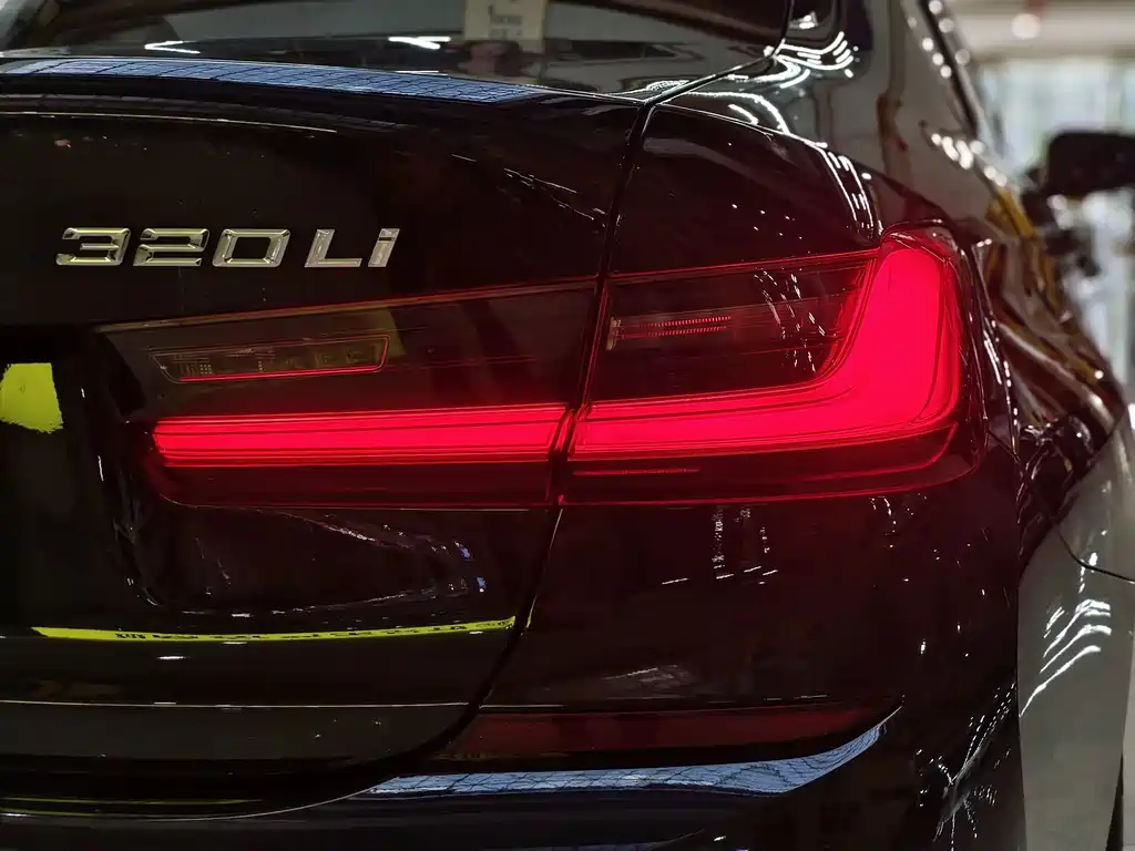 BMW 3 Series — миниатюра 6