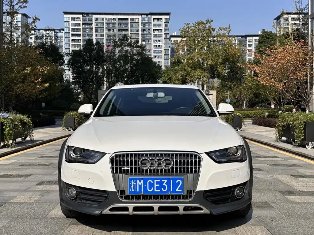 Audi A4 (Import) — миниатюра 2