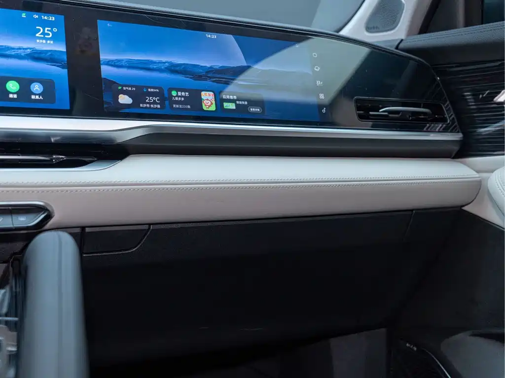 Geely Xingyue L — миниатюра 18