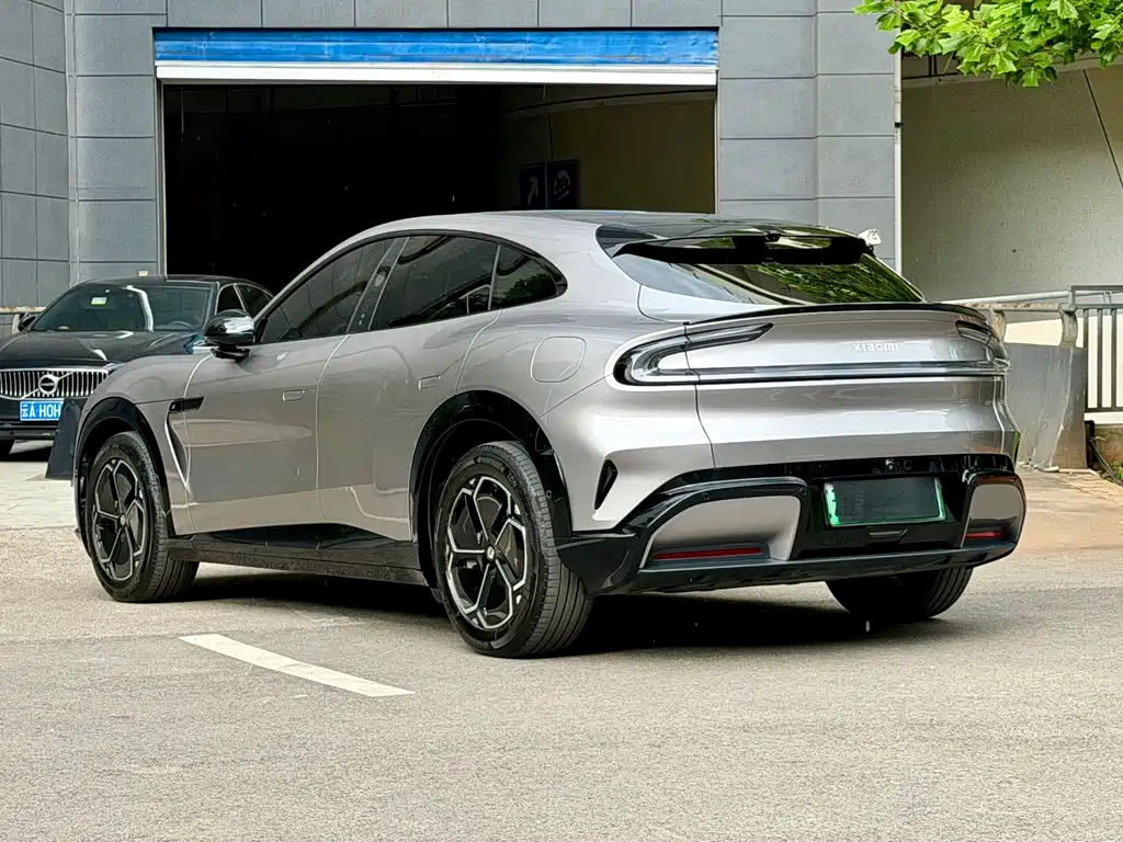 Xiaomi YU7