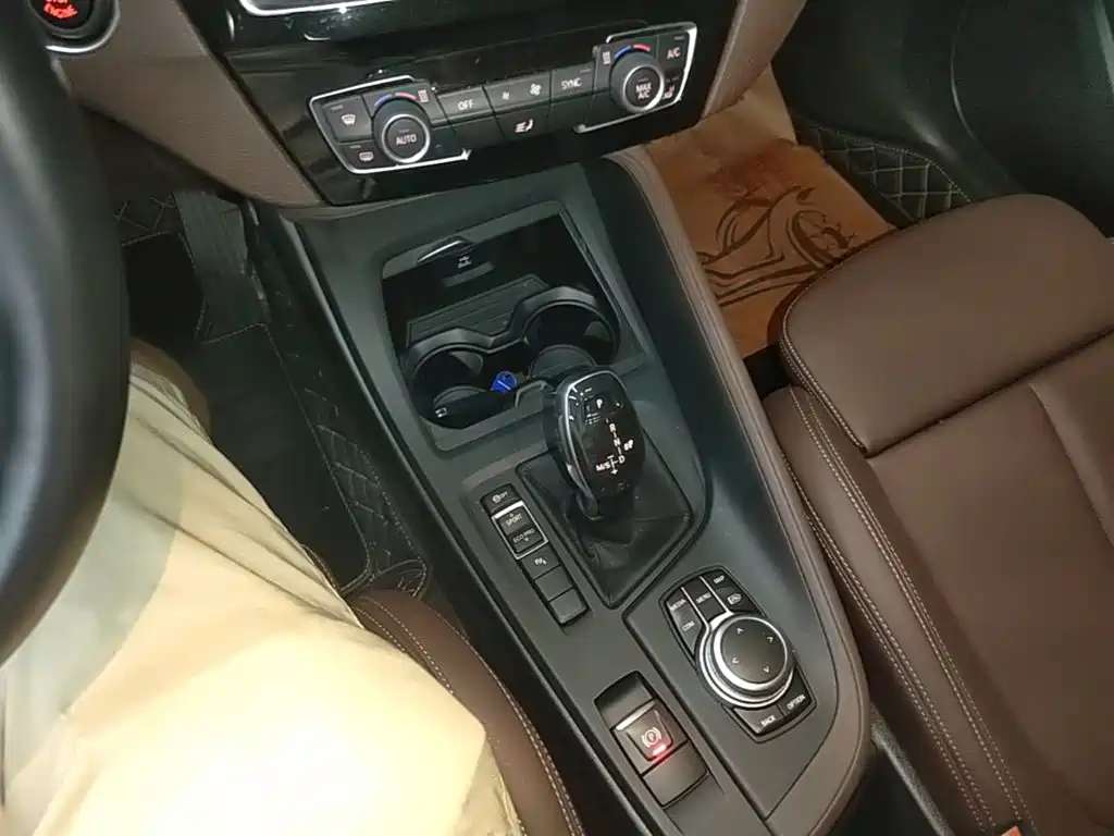 BMW X1 — миниатюра 14