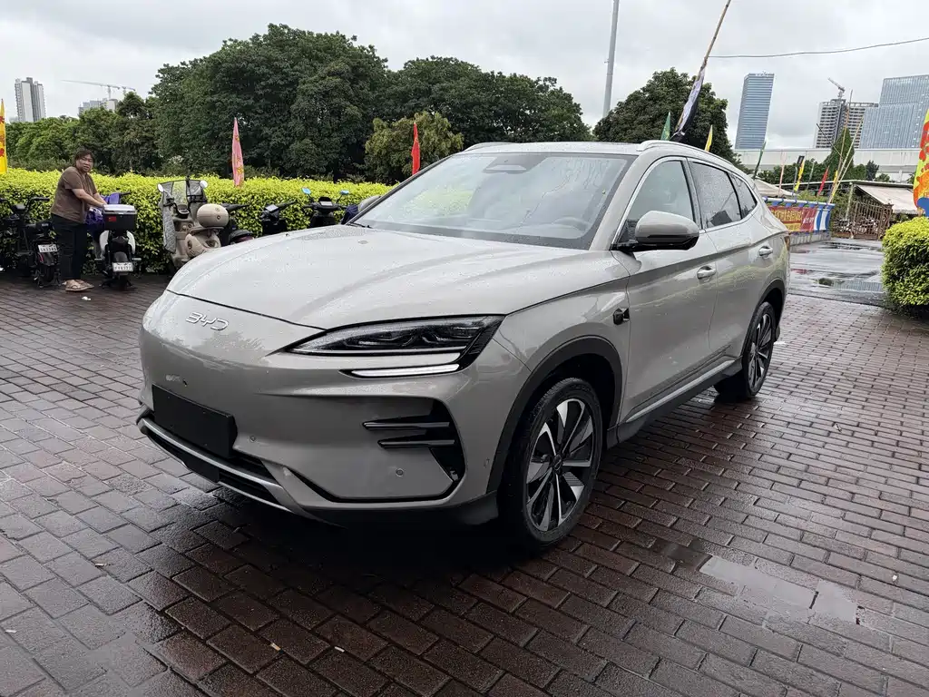 BYD Song Plus PLUS 2025 EV Smart Drive 520km Luxury