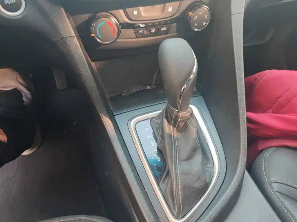Buick Excelle — миниатюра 15