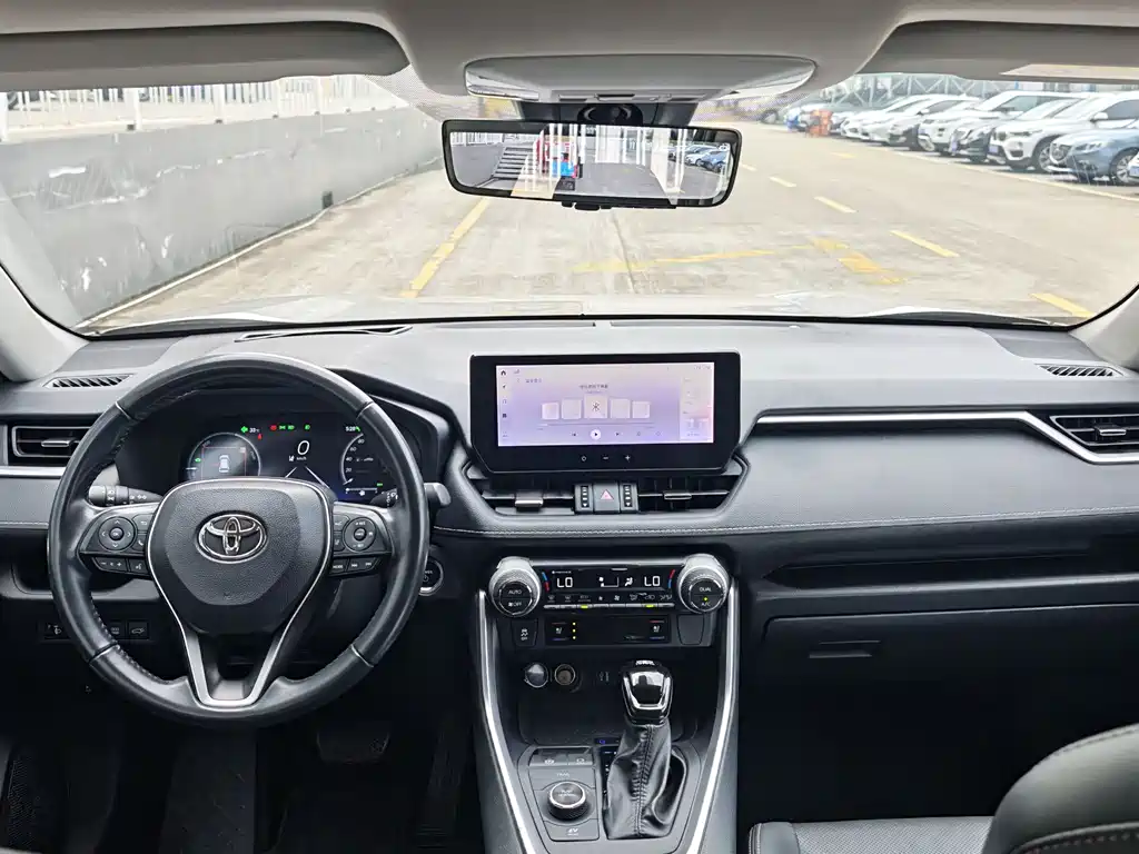 Toyota Wildlander 2023 2.5L E-CVT Luxury