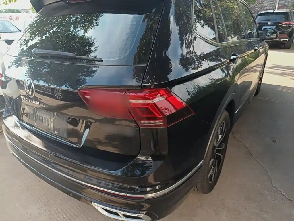 Volkswagen Tiguan L — миниатюра 8