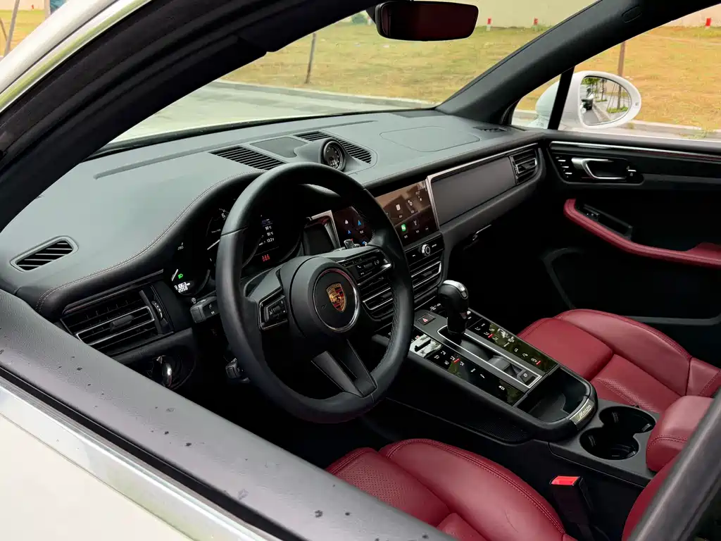 Porsche Macan — миниатюра 18