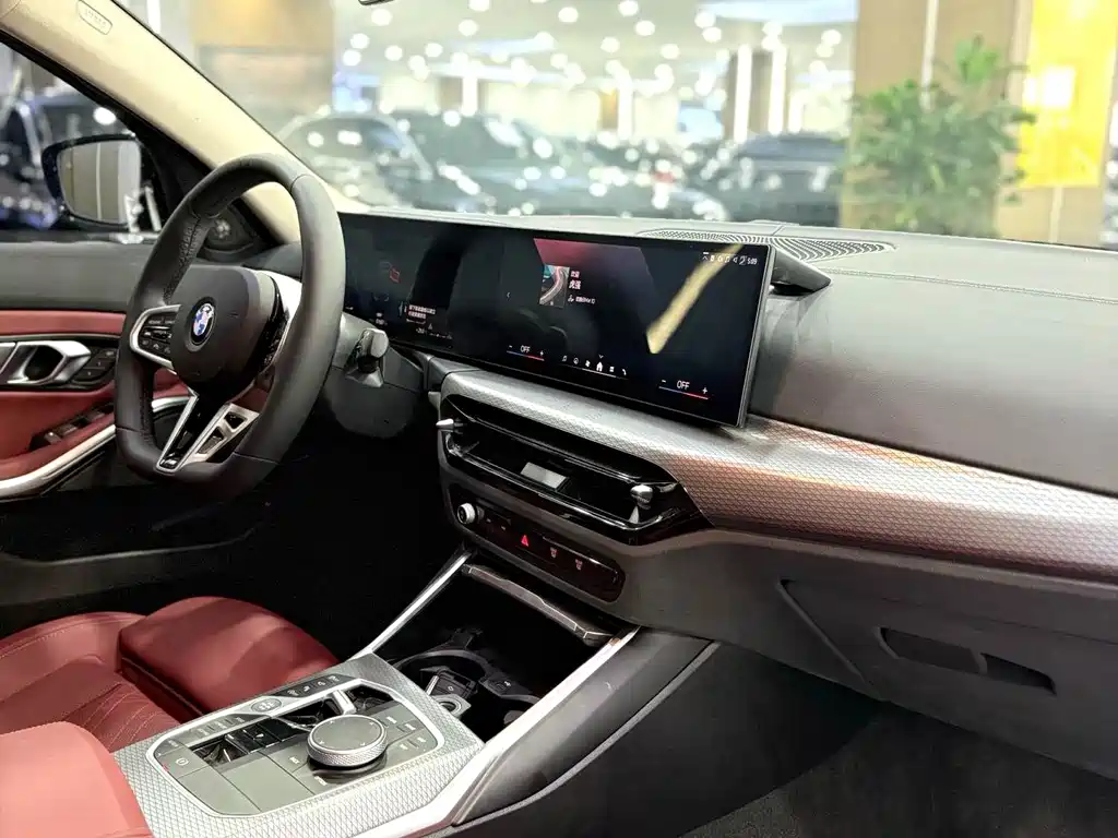 BMW 3 Series 3 2025 330Li M Sport