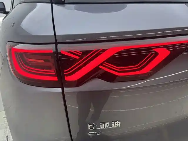 BYD Yuan UP — миниатюра 19