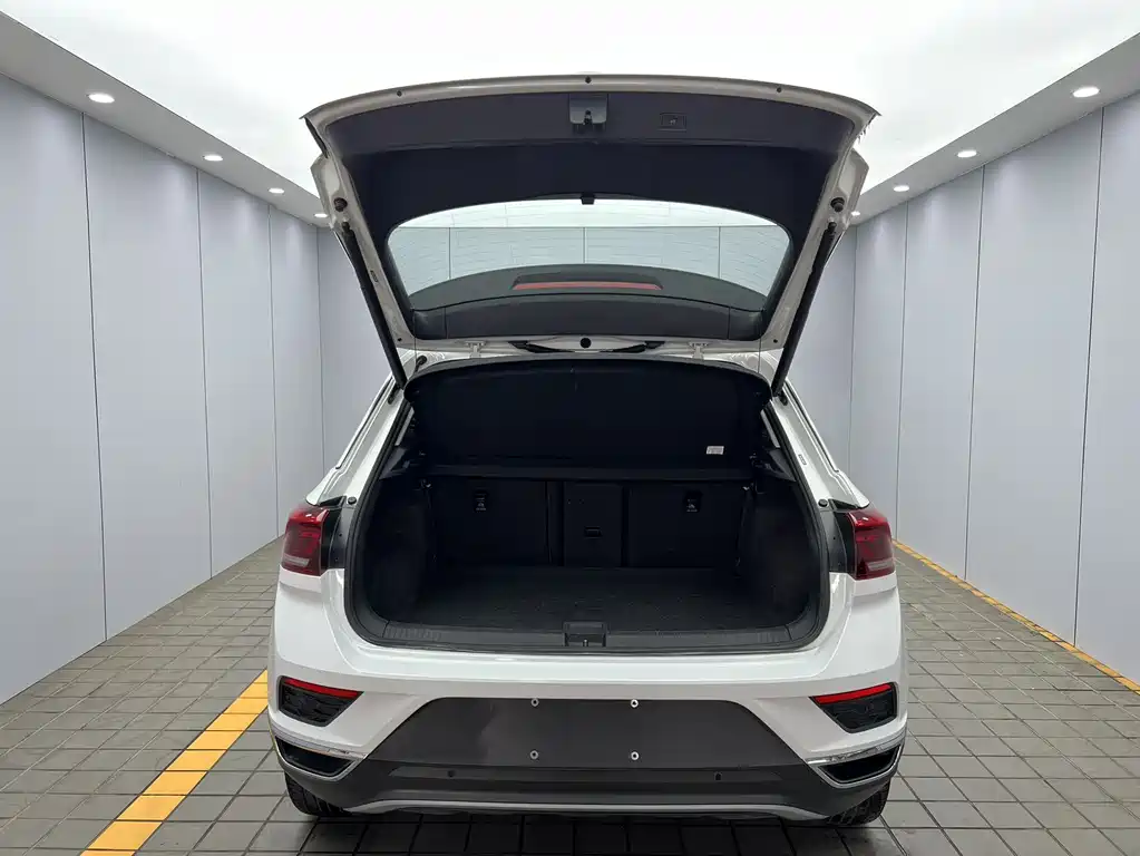 Volkswagen T-Roc — фотографии объявления, Фото 19