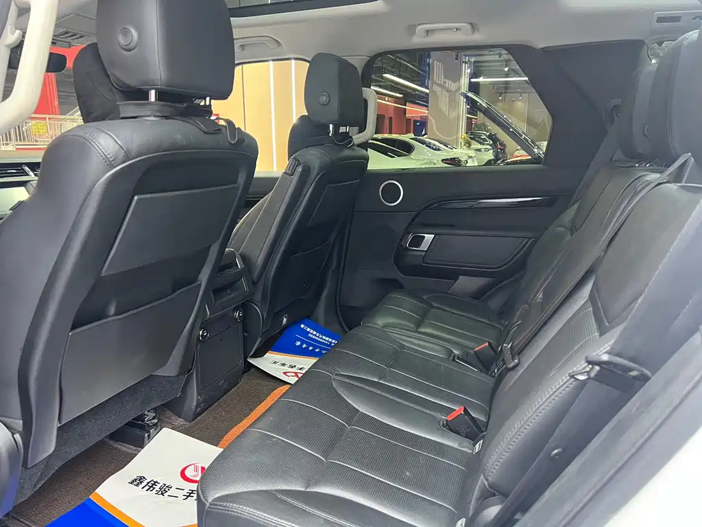 Land Rover Discovery — миниатюра 10