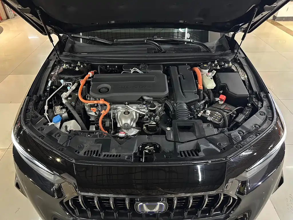 Honda Inspire PHEV — миниатюра 18
