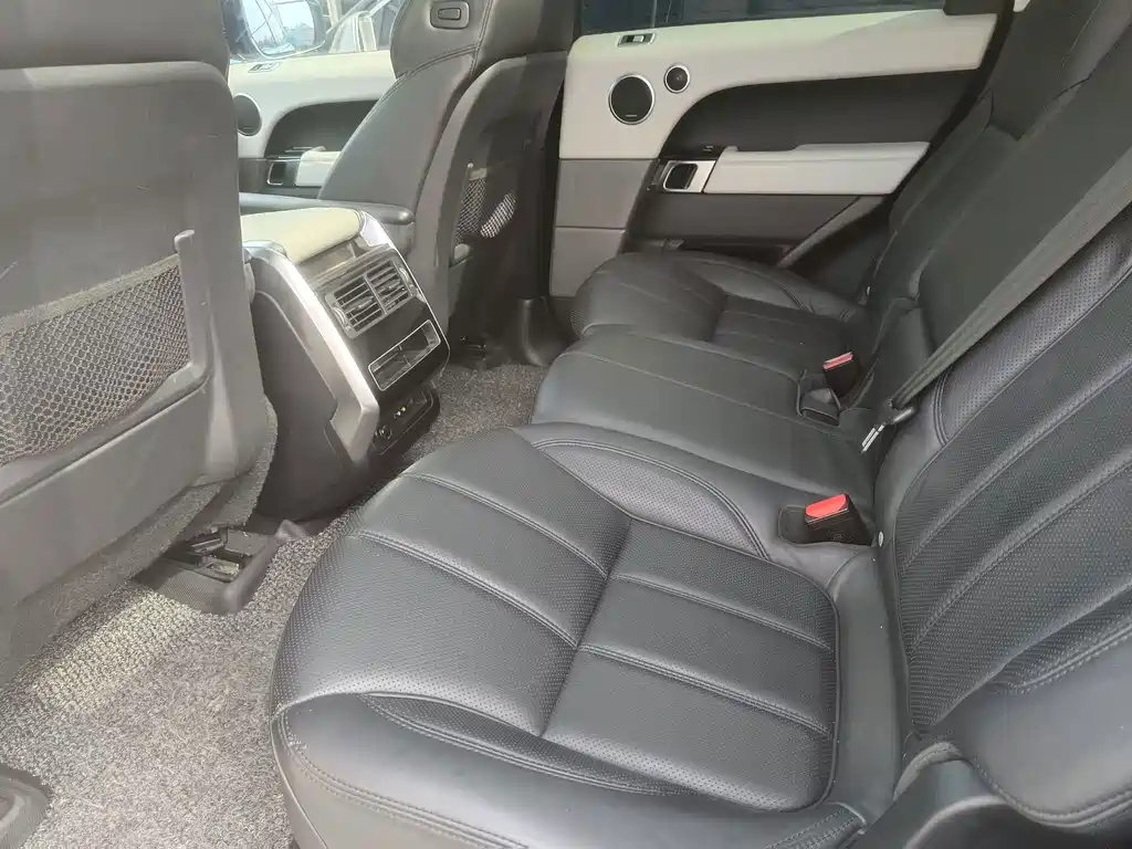 Land Rover Sport — миниатюра 12