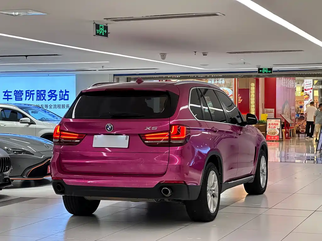 BMW X5 (Import) — миниатюра 7